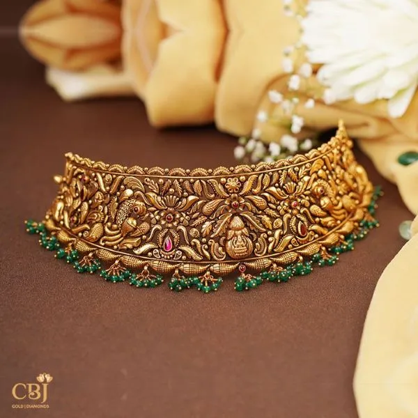 Classic Gold Choker
